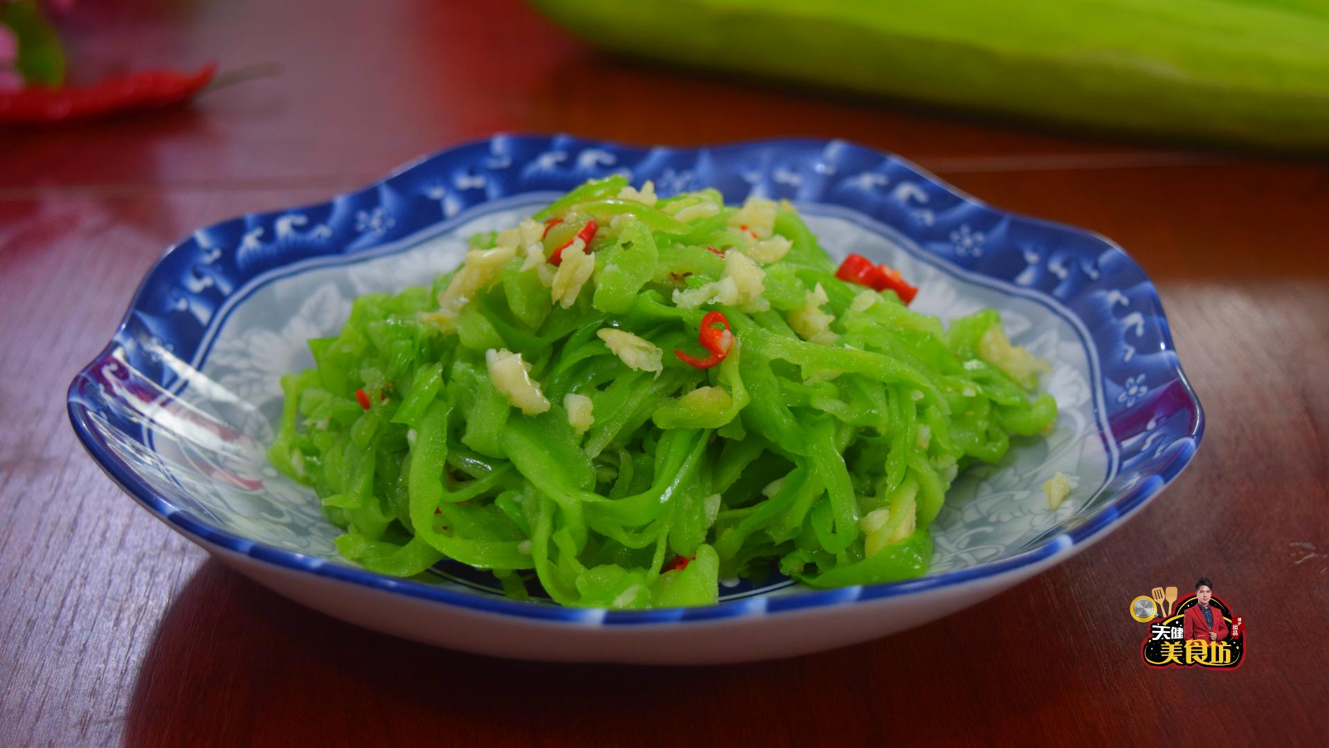 凉拌苦瓜最好吃的家庭做法,适合糖尿病人吃的凉拌苦瓜怎么做