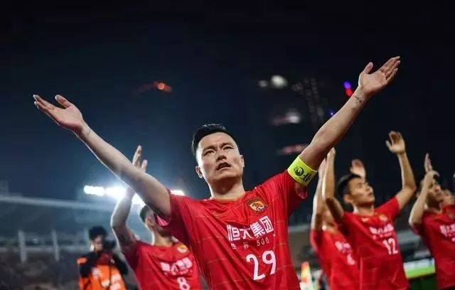 中超争冠进入白热化,中超开启下半程争冠保级白热化