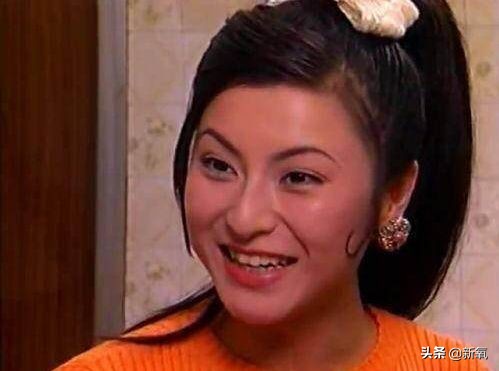 鏉庡槈娆ｈ繎鐓у拰骞磋交鐓х墖,鏉庡槈娆ｅ勾杞荤収鍜岀幇鍦ㄧ殑鏍峰瓙