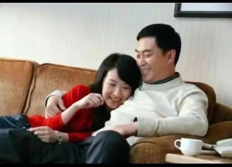 老了和年轻时不一样的男明星,早过了30岁却满满少年感的男明星