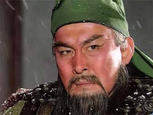 为什么关羽总是眯着眼睛?