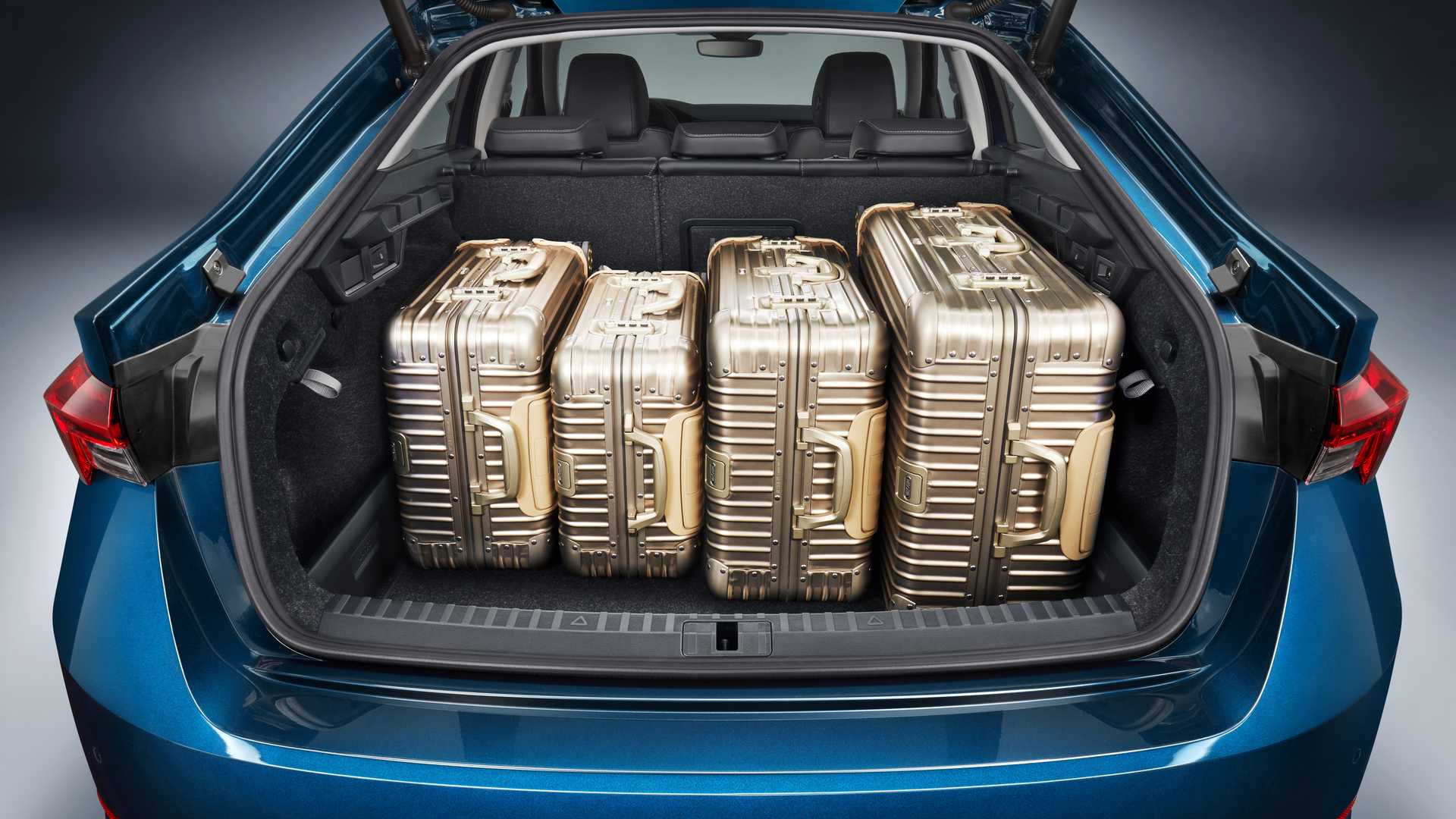 新明锐“变脸”发布，内部空间更宽裕，未来国产化是否减配成焦点