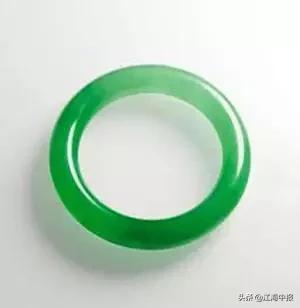 史上最贵的32件天价翡翠图片,史上最贵的翡翠原石