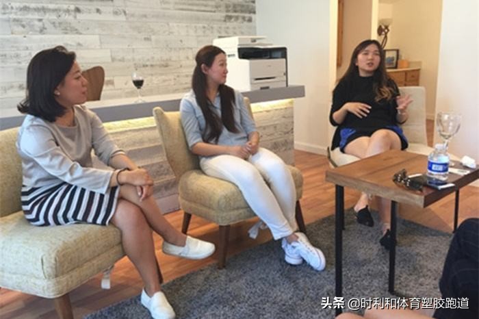 怎样在沥青地面上做硅pu篮球场,硅pu篮球场施工全过程