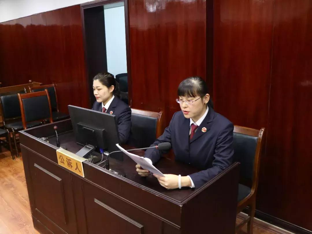 神回复!被告人:我从没贩过毒,只是给别人“代购”了*品毒**……