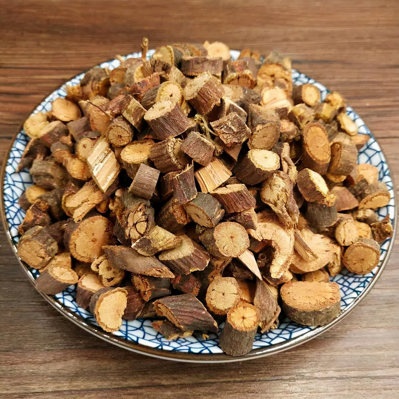 冬季泡脚排湿气最好方法,冬季花椒泡脚的功效与作用