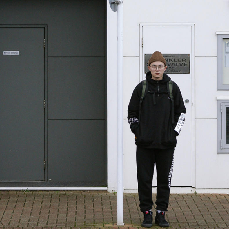 全身黑怎么搭配,全身黑搭配亮点