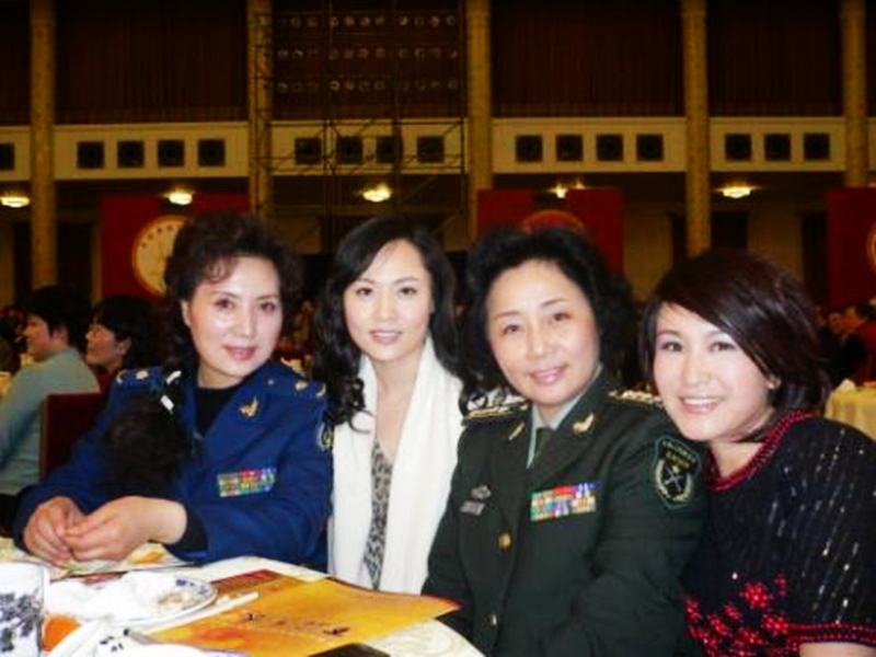 64岁庞敏:《小字辈》演小方,《渴望》饰田莉,后来息影为哪般