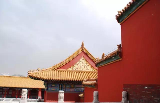 世界著名宫殿是哪几个,世界十大宫殿建筑排名