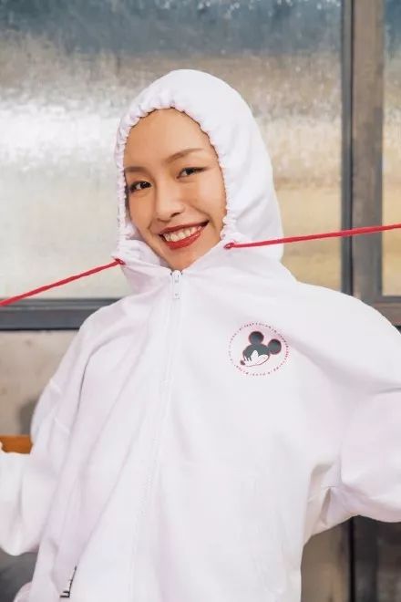 moschinohm合作款,hm和星际联名