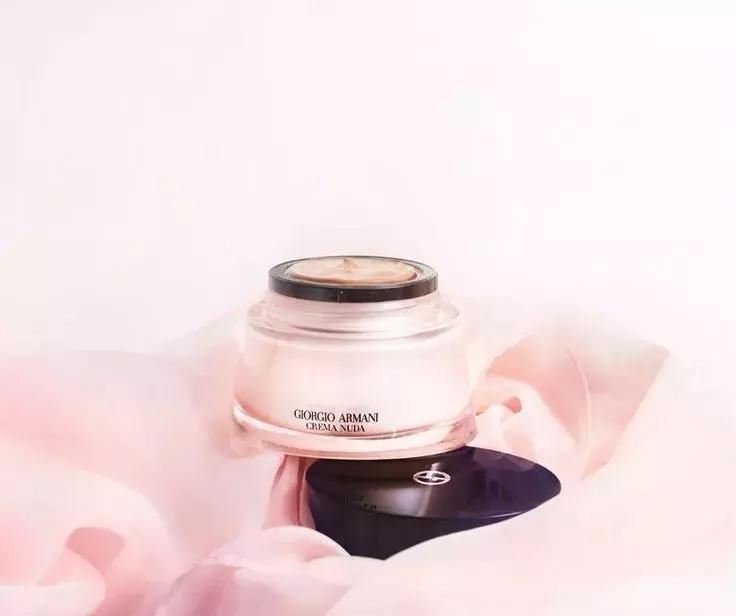 素颜霜懒人伪素颜提亮遮瑕,公认好用的5款素颜霜