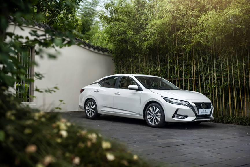 日产e-power轩逸对比卡罗拉混动,轩逸2020款和卡罗拉2020款哪个好