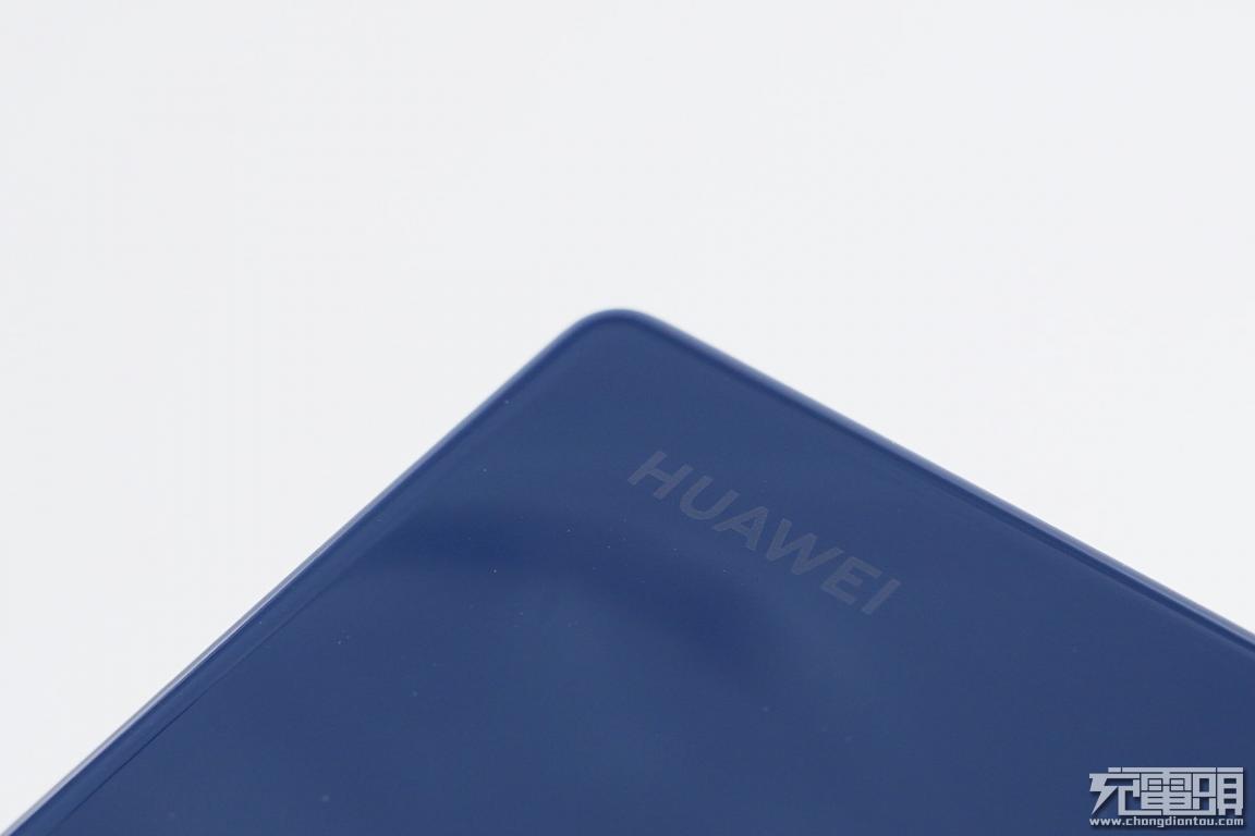 华为66w充电宝和罗马仕哪个好,华为充电宝66w和40w的区别