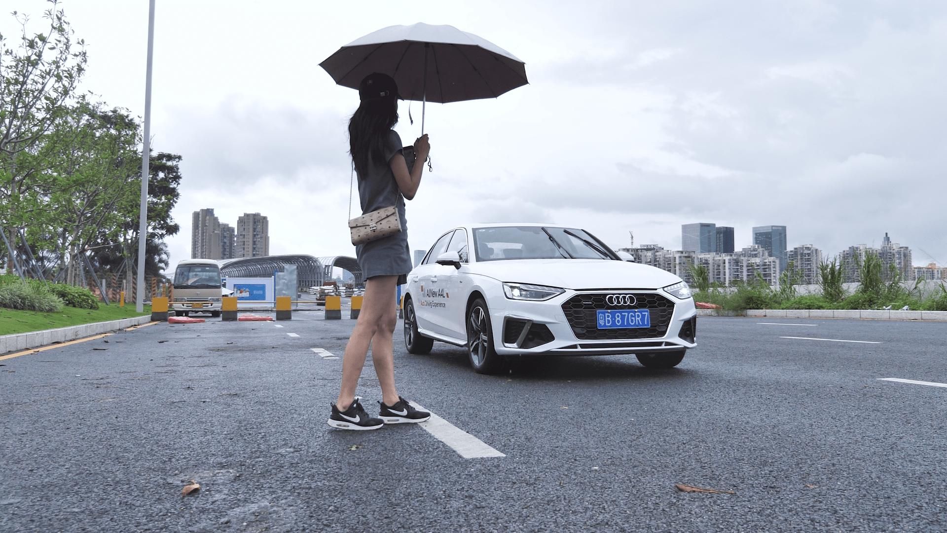 都是100万！丰田卖到断货，大众早已停产，难道VW标还不够高级？