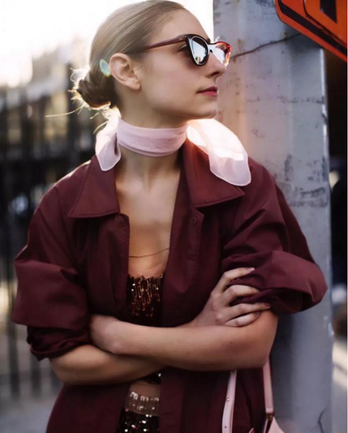 丝巾绑手腕教程,绑丝巾其实很简单