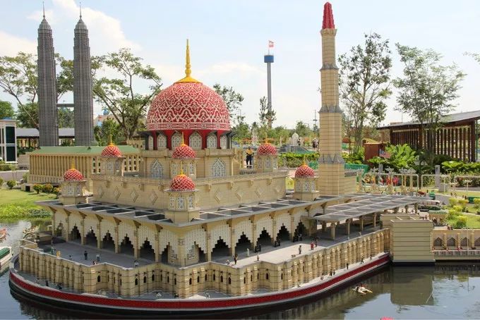 乐高世界最震撼的乐园,乐高超大型主题乐园搭建