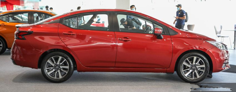 日产新阳光老款,日产小轩逸阳光