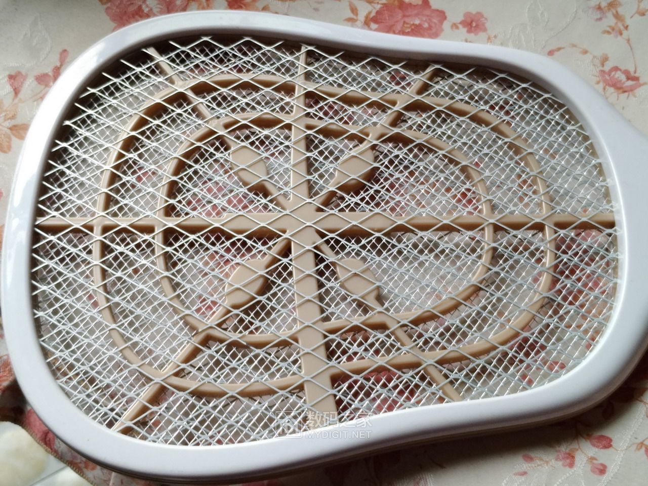 电蚊拍电路图原理检修视频,电蚊拍电路故障维修大全