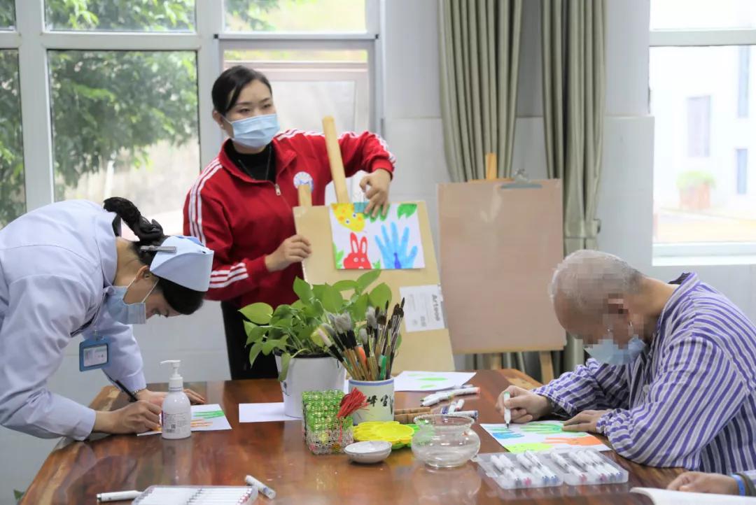 精神科病人的社区康复及家庭护理,精神科康复治疗师