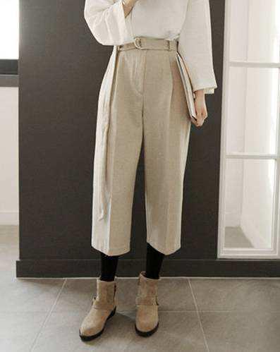 潮酷直筒牛仔裤怎么搭配,秋冬季节破洞牛仔裤怎么搭配