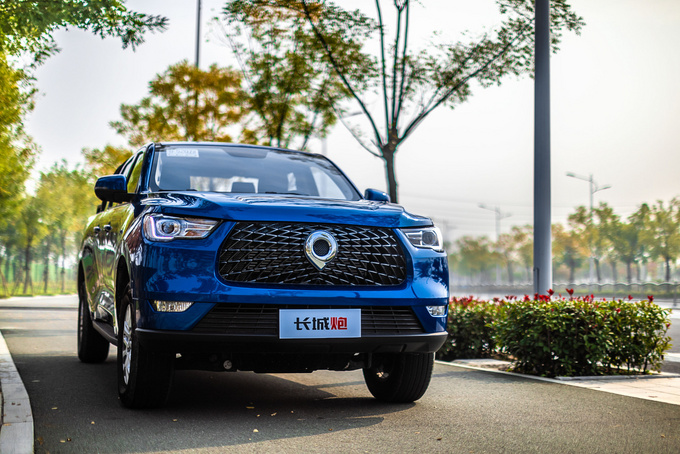 中国皮卡市场的主流皮卡车型尺寸,全尺寸皮卡与普通皮卡的区别