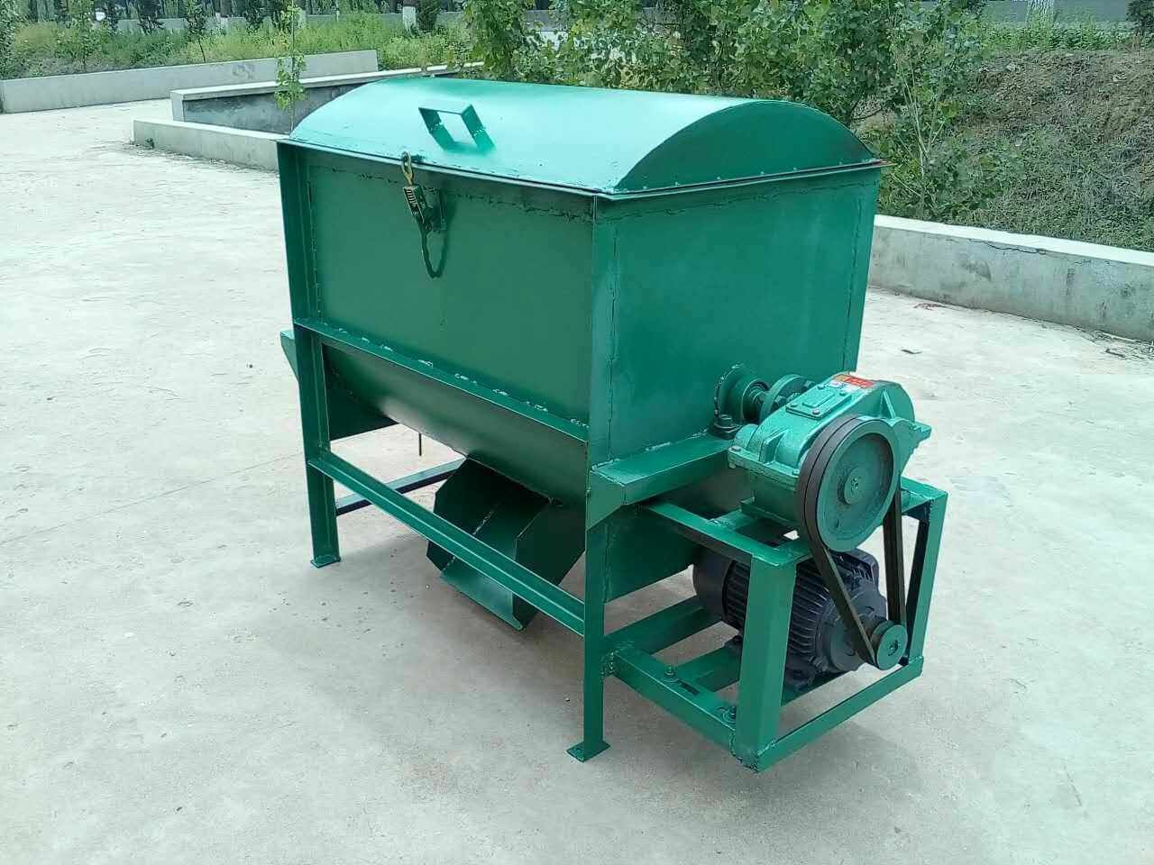 想建养殖基地申请怎么写,想建个猪场怎么申请