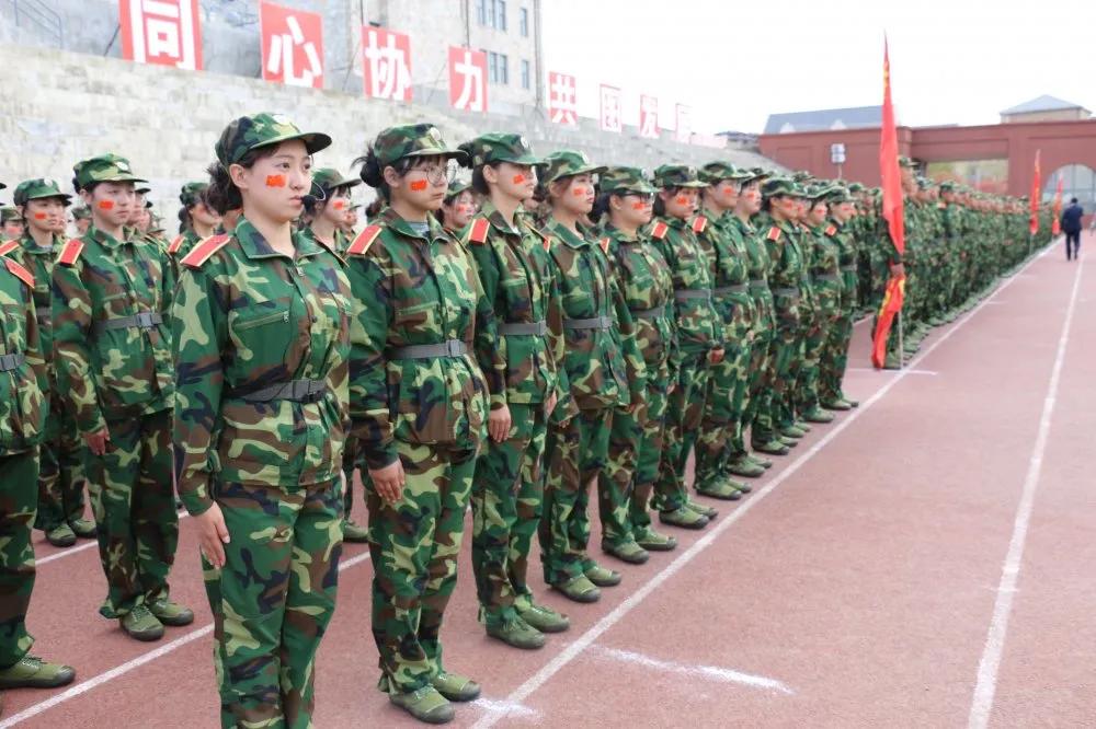 长春建筑学院开学季,长春建筑学院2023军训晚会