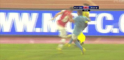 疯狂的足球搞笑集锦2014,爆笑足球解说疯狂的足球