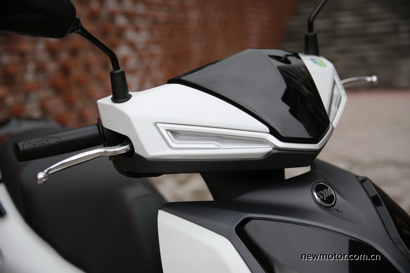 三阳fnx150踏板2021款评测,三阳fnx踏板150带人可以跑山吗