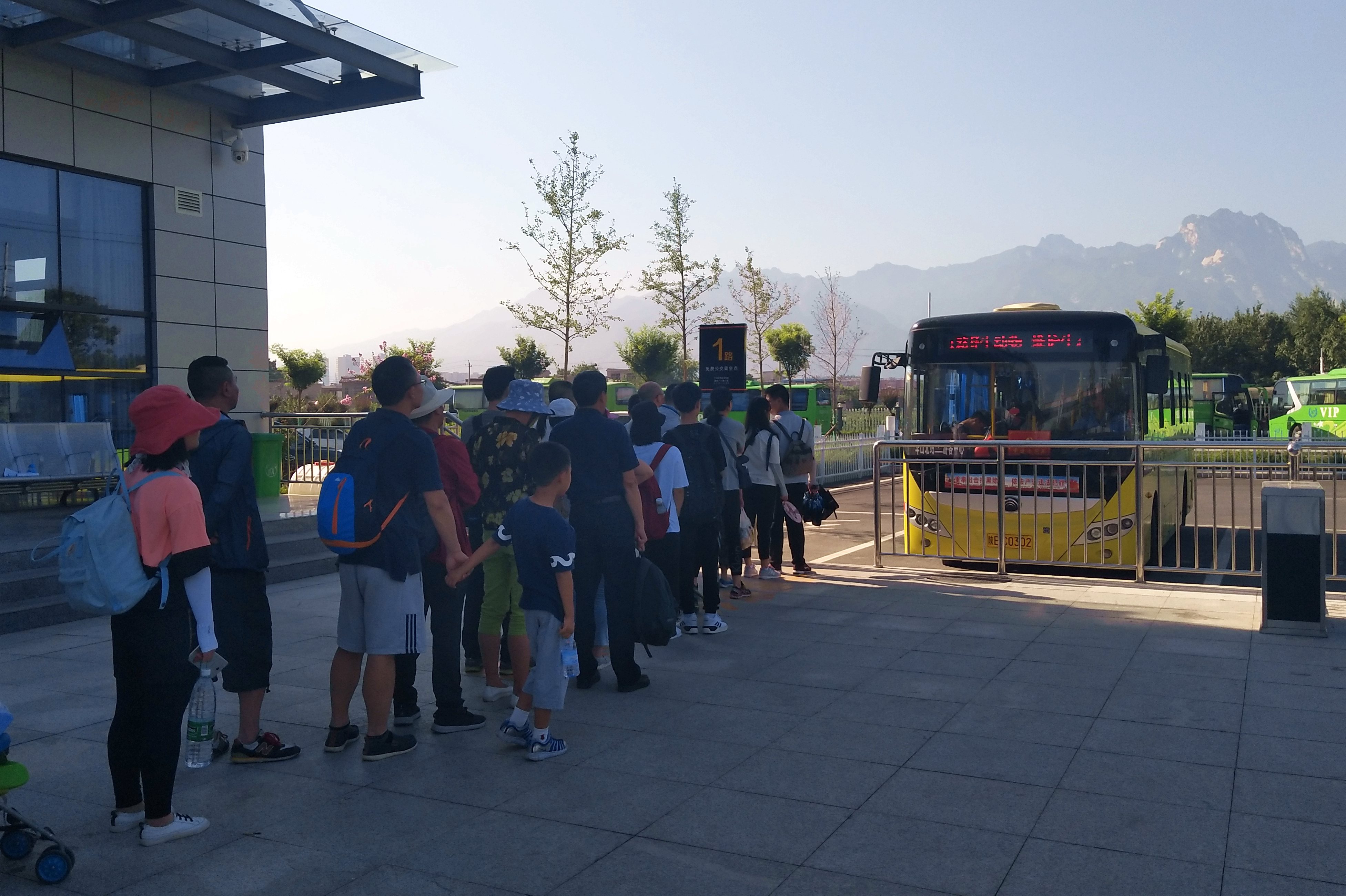 去华山一日游最佳攻略夜爬,去华山游玩的话推荐一下路线