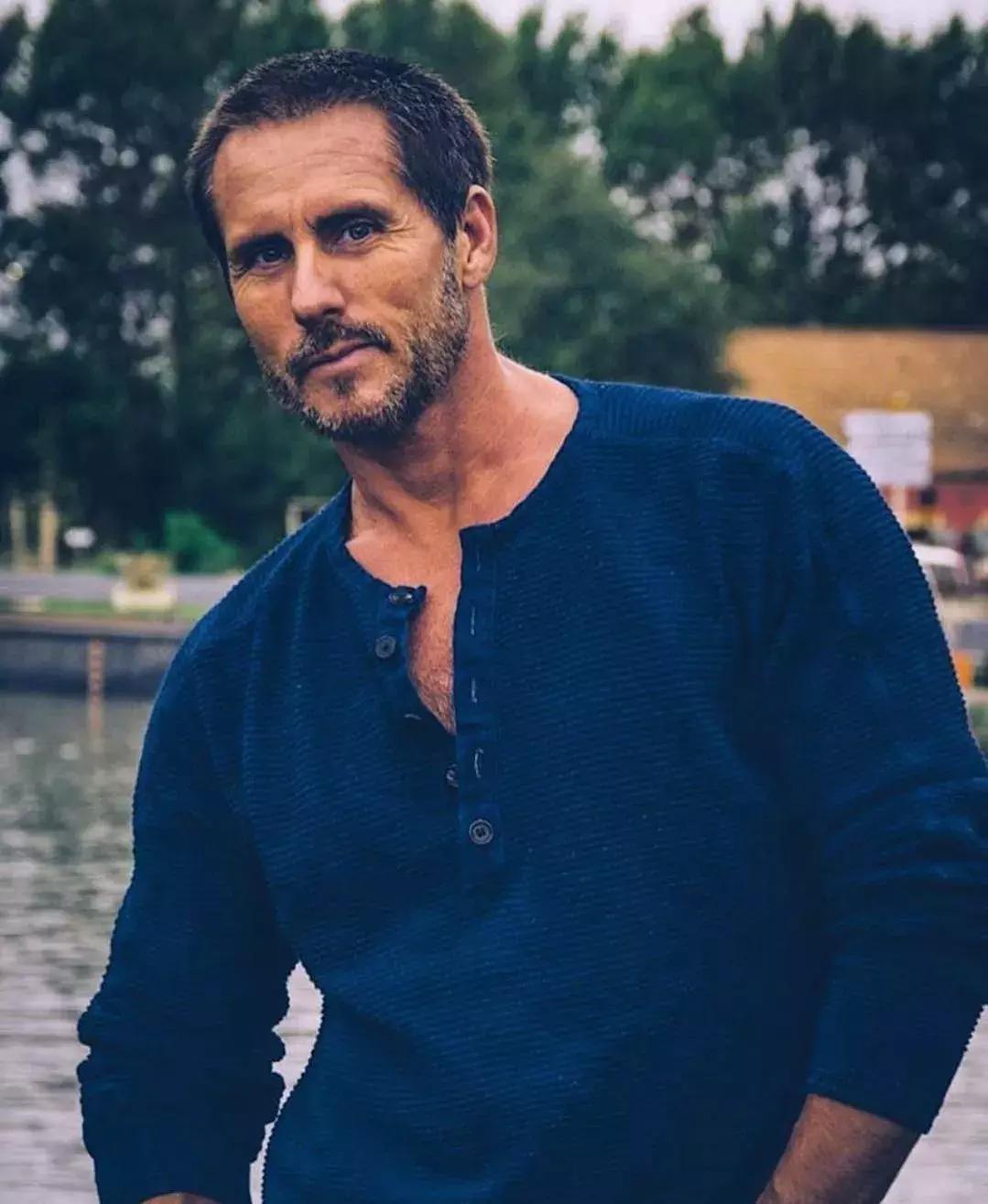 亨利领复古穿搭,高端男士亨利领中袖