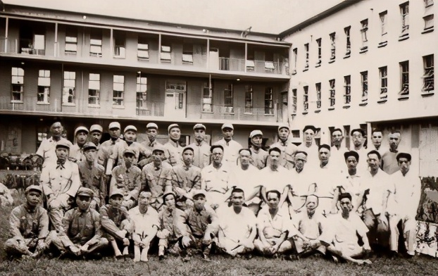 上海解放历程意义,上海解放人民公社