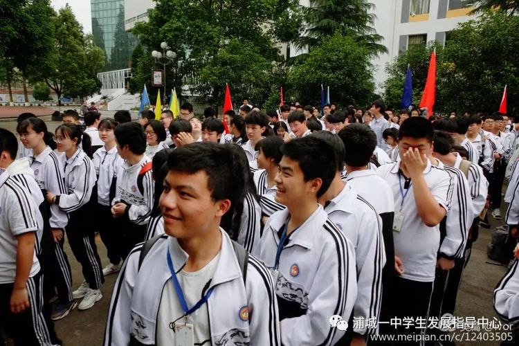 中考喊楼有多震撼福建,广东高三喊楼有多震撼原视频