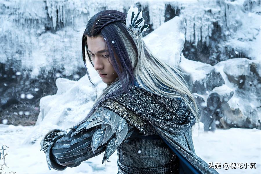 批判一下悲伤在童话里的小说《幻城》:空洞、病态、矫情