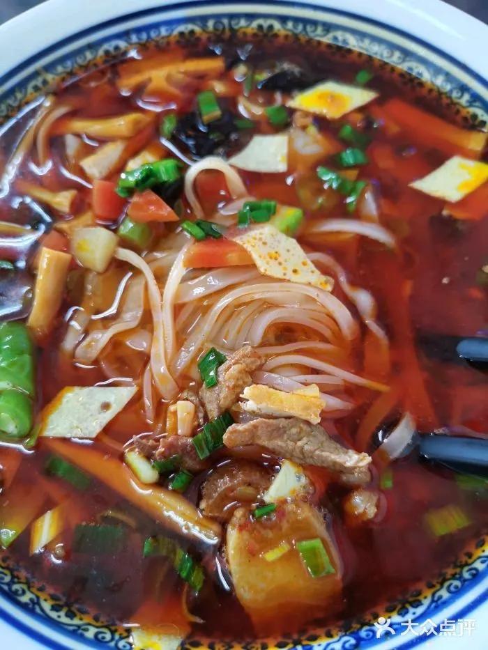 西安高新面馆热门榜第一,西安骊园路上最好吃面馆