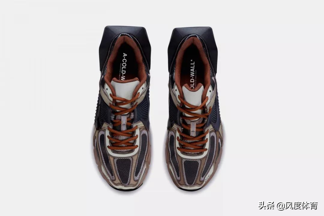 朱一龙惊艳神图氛围感,朱一龙之前春晚的全白色服装图文