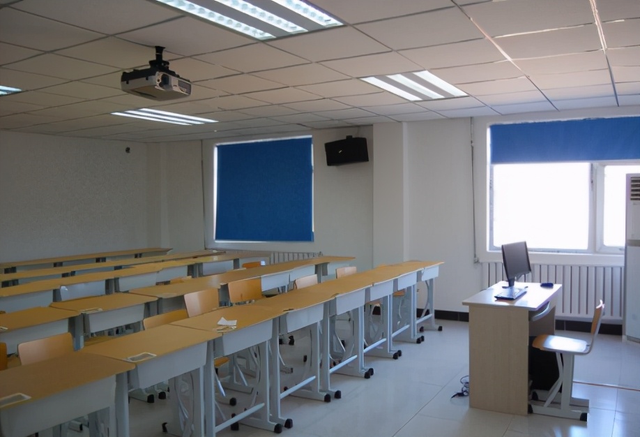 同样是当老师,私立、公立、机构各有哪些利弊,求职请慎重