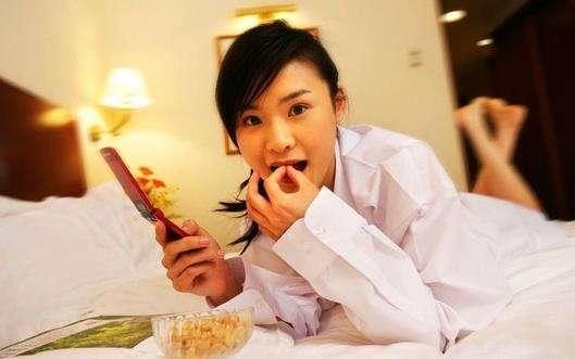 不饿就是嘴馋想吃东西该吃什么,一点也不饿想吃东西六种办法