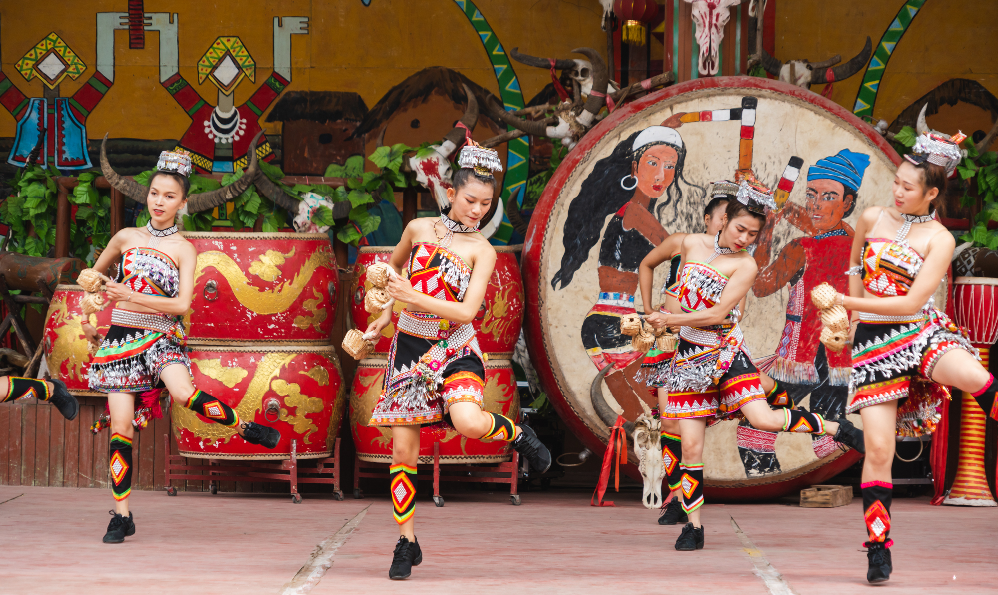 四月去过了心心念念的泼水节,夏日的欢乐泼水节