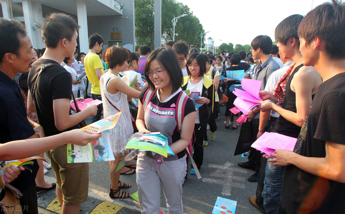 大学生兼职校园代理，反而赔了？