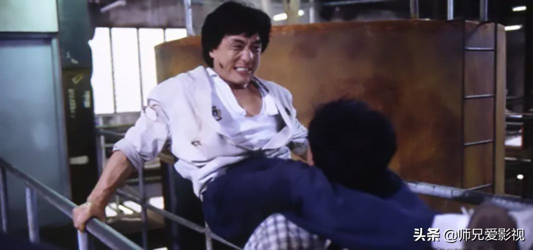 香港经典动作片成龙警察故事,成龙电影警察故事4简单任务