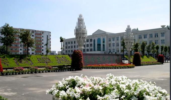 黑龙江省重点高中前十名的是哪些,黑龙江省最有名的高中是哪个