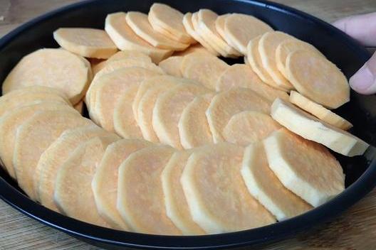 红薯还能这样做软糯香甜又好吃,做红薯糯米饼的方法