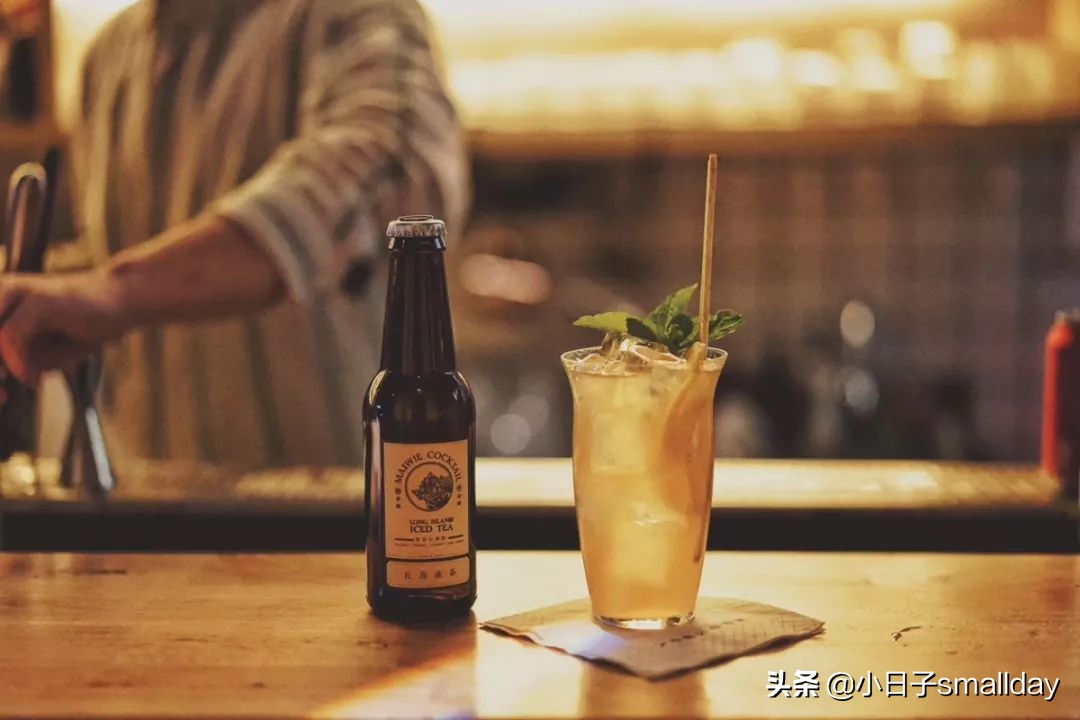 酒吧|坐上逃离人间的微醺列车