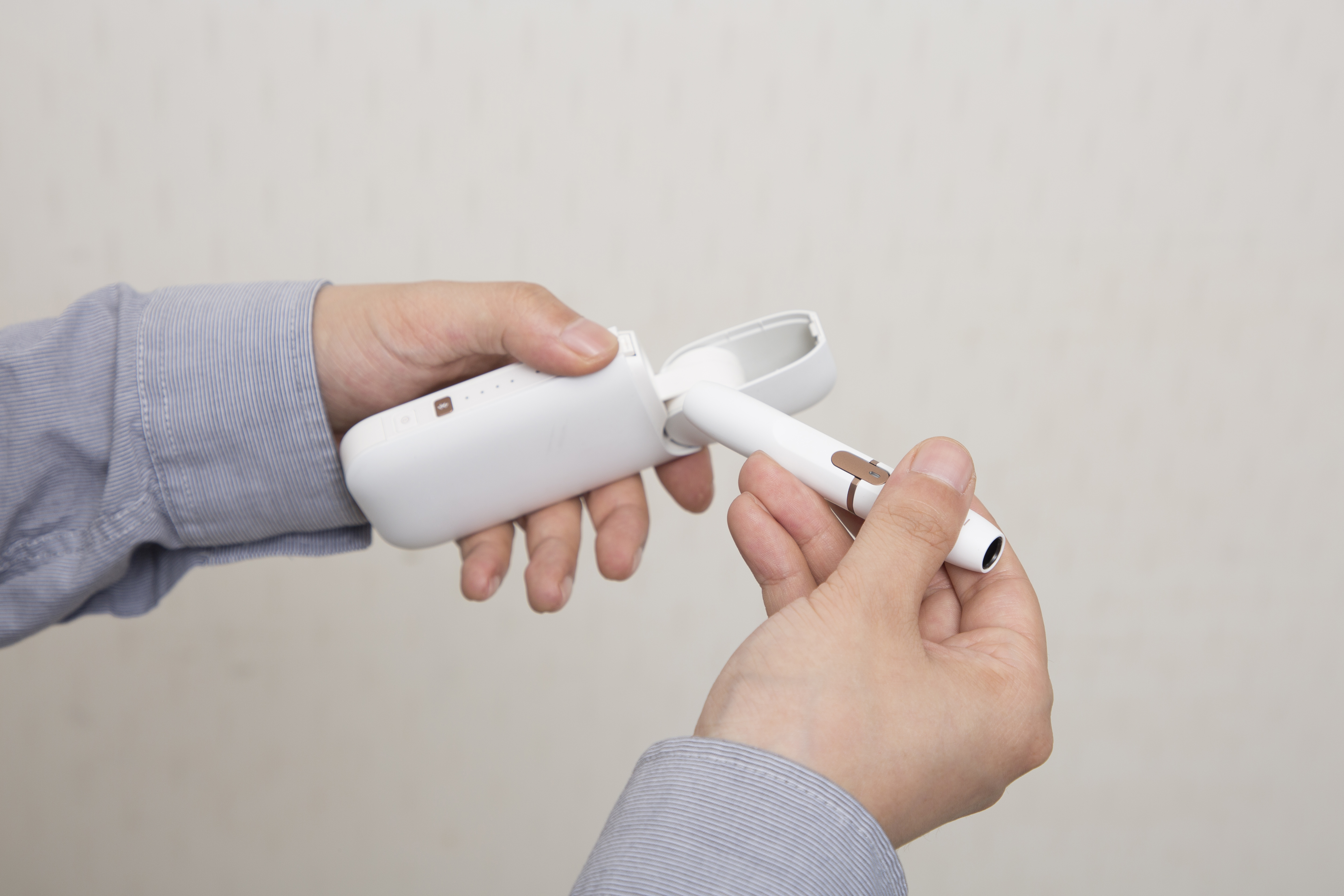 无烟日背后的*草烟**巨头：去年税利1.15万亿，逼近全国个税总额