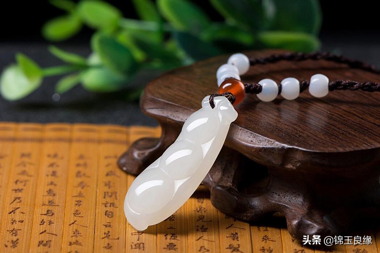 翡翠与玉的区别,东陵玉和翡翠的区别