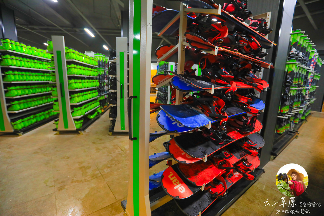 安吉云上草原滑雪场里的酒店,安吉云上草原滑雪场高级雪道索道