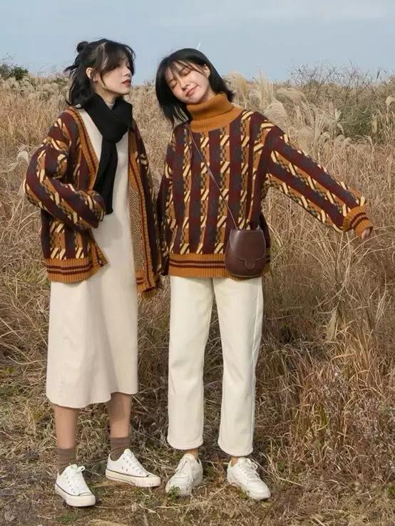 日系焦糖色穿搭 (夏季的焦糖色穿搭)