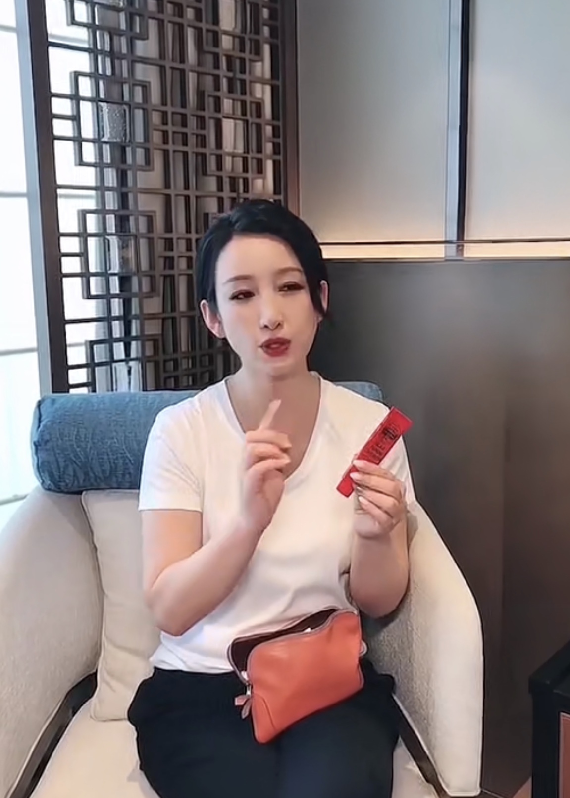 秦海璐护肤简单,秦海璐化妆好看不化妆好看