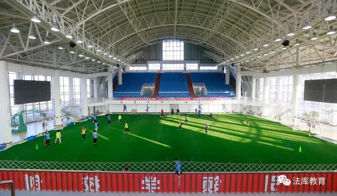 全国校园足球满天星训练营,全国青少年冬季足球训练营